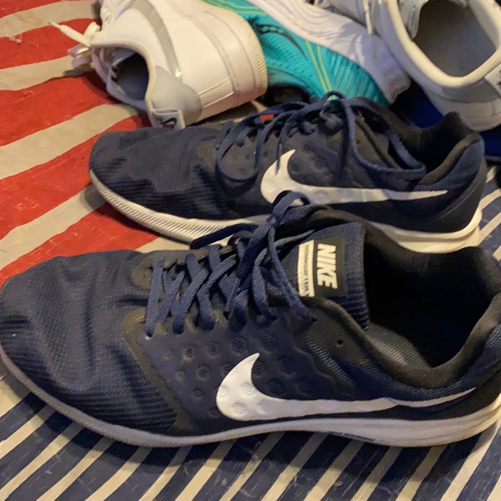 NIKE DOWNSHIFTER 7